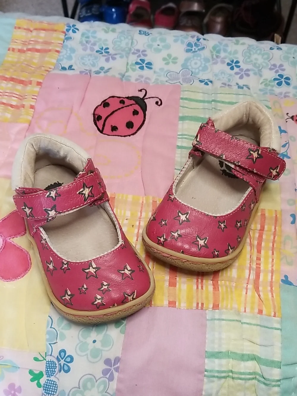 Livie & Luca Red Leather Mary Jane Shoes With Stars Size 6